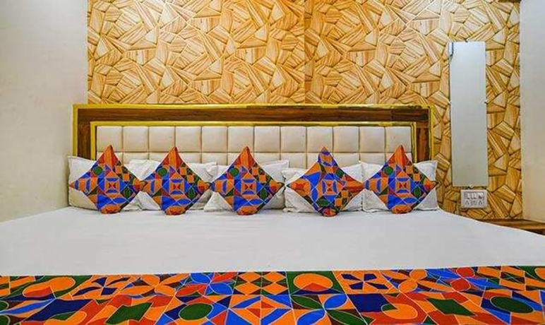 Imagen de la habitación del Hotel Fabexpress Jugnu Palace. Foto 3