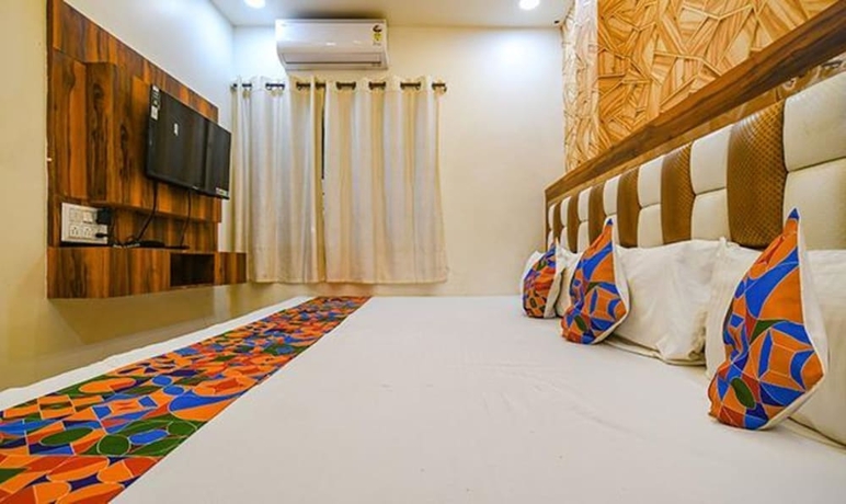 Imagen de la habitación del Hotel Fabexpress Jugnu Palace. Foto 10