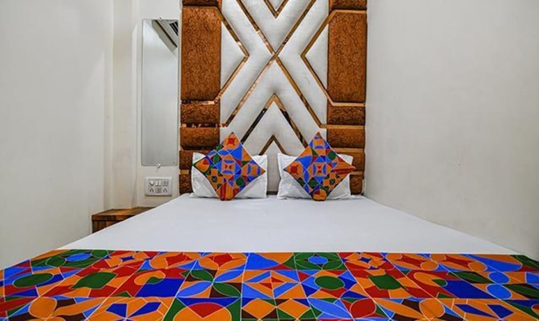 Imagen de la habitación del Hotel Fabexpress Jugnu Palace. Foto 13