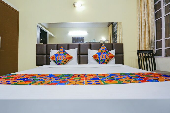 Imagen de la habitación del Hotel Fabexpress Kanha Classic. Foto 17