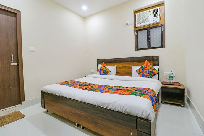Imagen de la habitación del Hotel Fabexpress Kartikey Inn. Foto 19