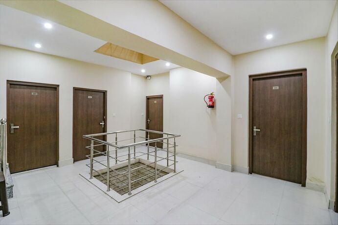 Imagen general del Hotel Fabexpress Kartikey Inn. Foto 14