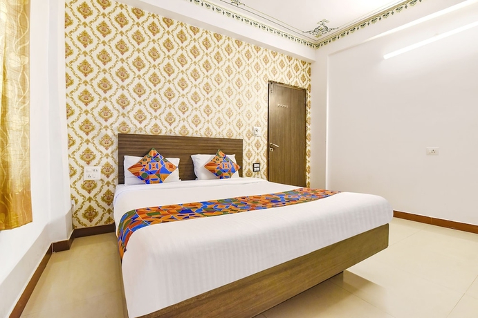 Imagen de la habitación del Hotel Fabexpress King Mansion. Foto 2