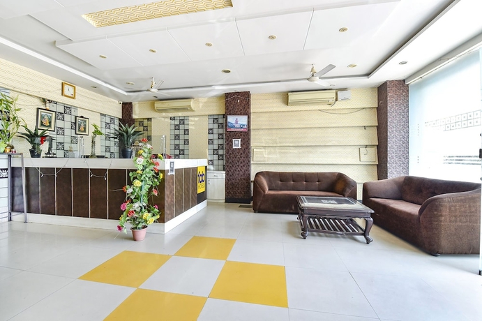 Imagen de los interiores del Hotel Fabexpress King Mansion. Foto 19