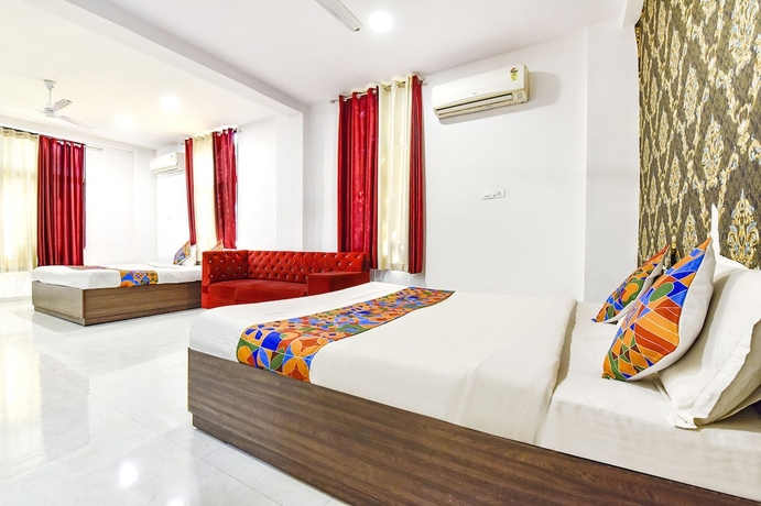 Imagen de la habitación del Hotel Fabexpress King Mansion. Foto 8