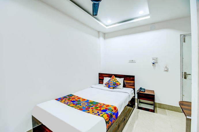 Imagen de la habitación del Hotel Fabexpress Lakhi. Foto 8