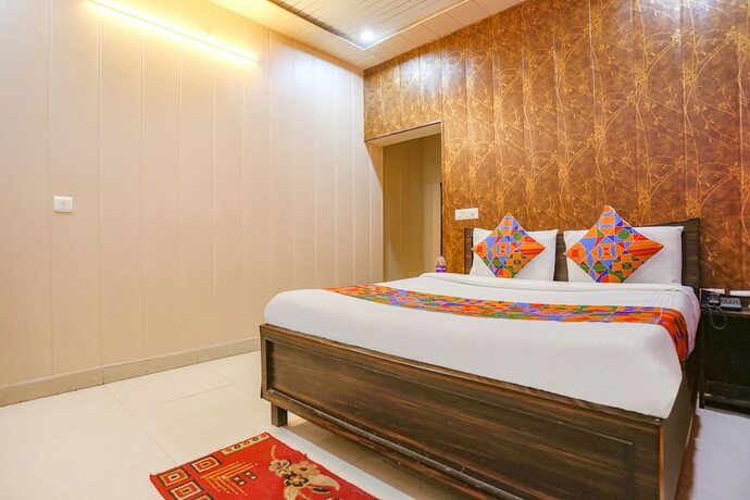 Imagen de la habitación del Hotel Fabexpress Limewood. Foto 9