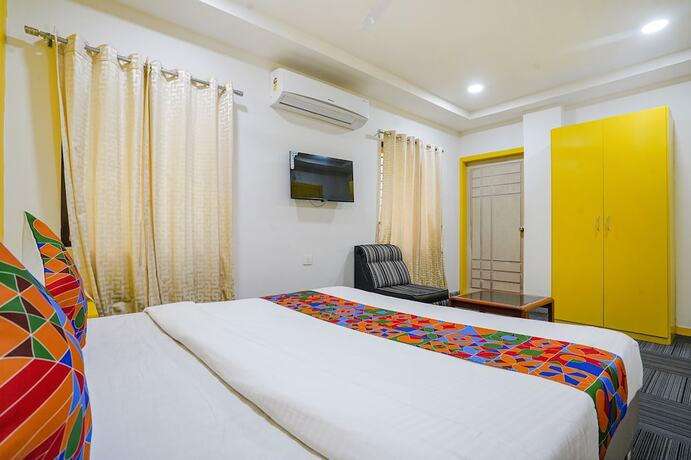 Imagen general del Hotel Fabexpress Luxury Inn. Foto 17
