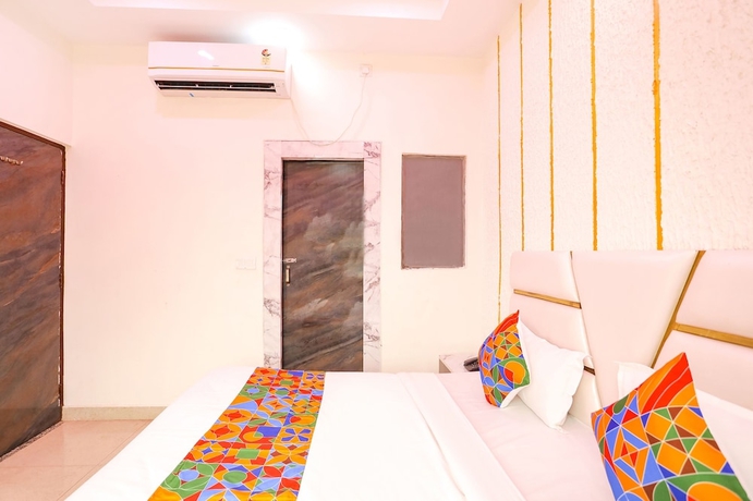 Imagen de la habitación del Hotel Fabexpress Mahi Ganga Heritage. Foto 6