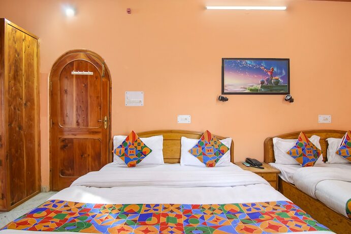 Imagen de la habitación del Hotel Fabexpress Malti Guest House. Foto 19