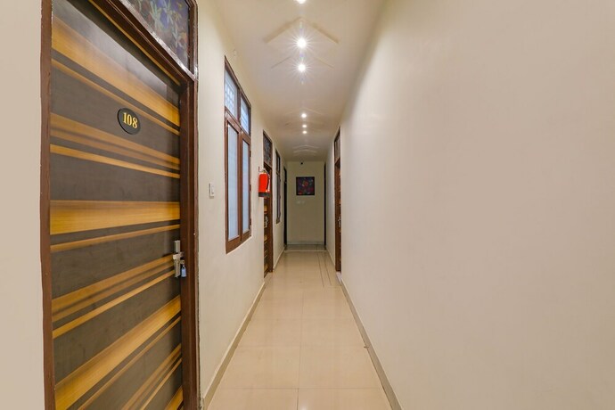 Imagen general del Hotel Fabexpress Marigold. Foto 15