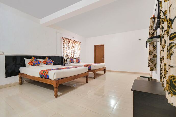 Imagen de la habitación del Hotel Fabexpress Misty Green. Foto 17