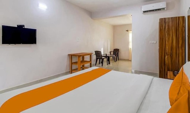 Imagen general del Hotel Fabexpress Morjim Paradise. Foto 12