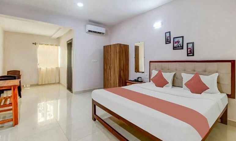 Imagen de la habitación del Hotel Fabexpress Morjim Paradise. Foto 20