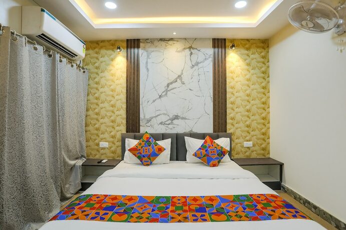Imagen general del Hotel Fabexpress Namaste Kashi. Foto 4