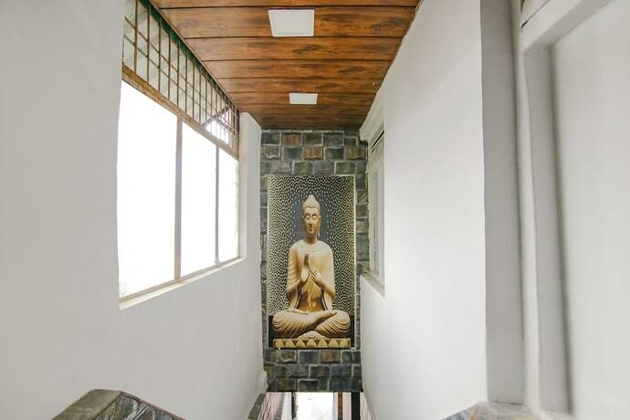 Imagen general del Hotel Fabexpress New Bharat. Foto 1