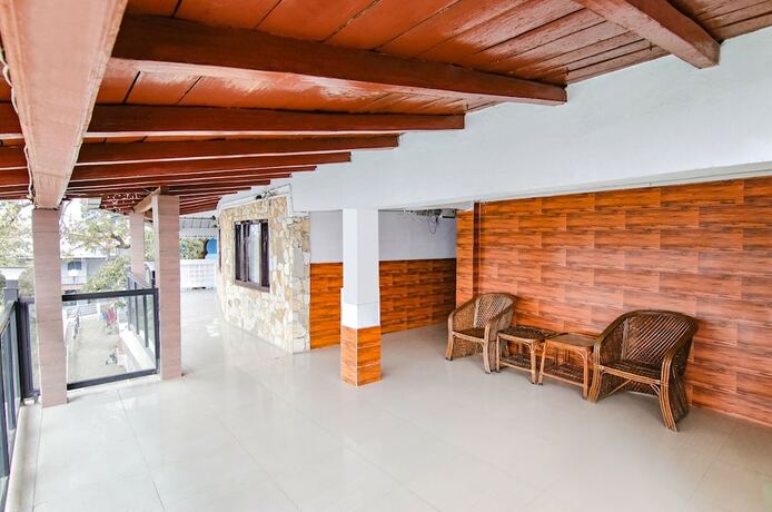 Imagen general del Hotel Fabexpress New Bharat. Foto 11