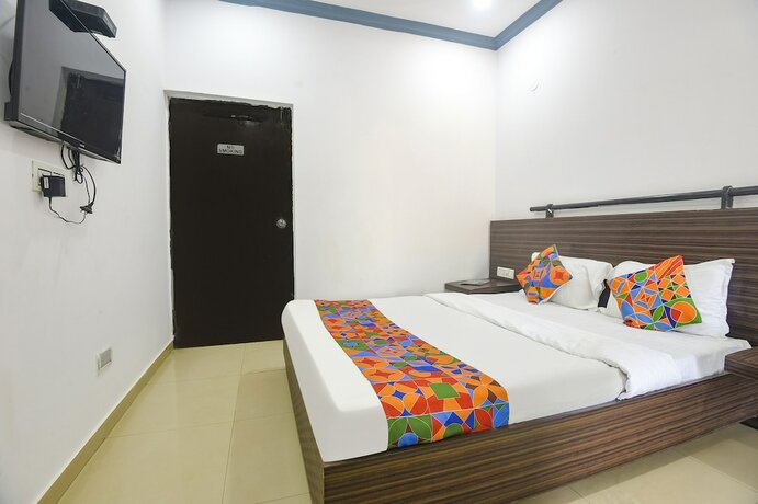 Imagen general del Hotel Fabexpress Niyati Relax Inn. Foto 5