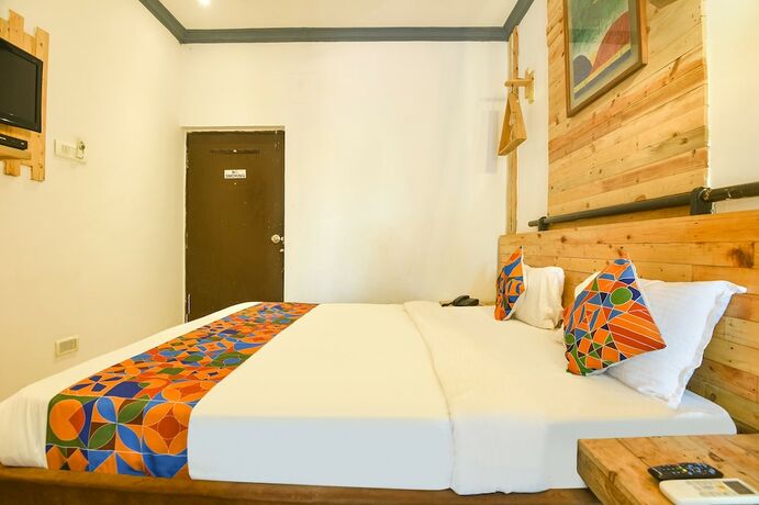 Imagen general del Hotel Fabexpress Niyati Relax Inn. Foto 18