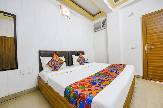 Imagen de la habitación del Hotel Fabexpress Pacific View. Foto 19