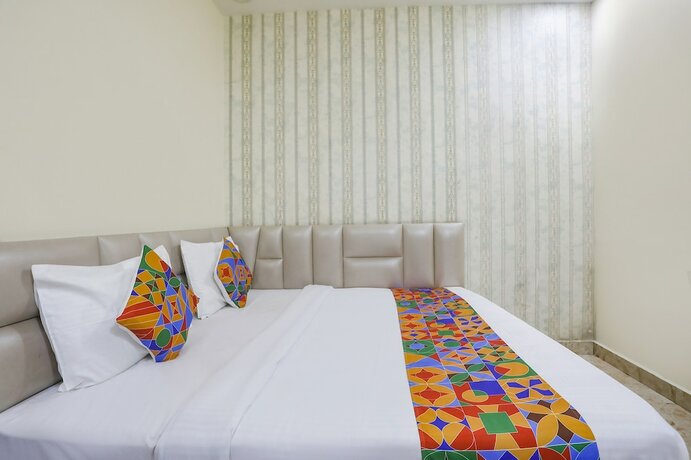 Imagen general del Hotel Fabexpress Paradise Inn. Foto 1