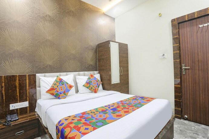 Imagen general del Hotel Fabexpress Paradise Inn. Foto 8