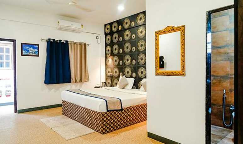 Imagen general del Hotel Fabexpress Paroza Suites. Foto 8