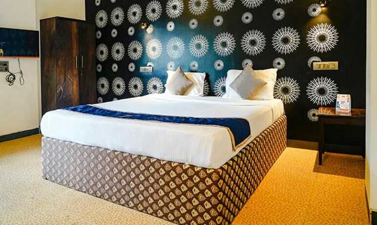 Imagen general del Hotel Fabexpress Paroza Suites. Foto 11