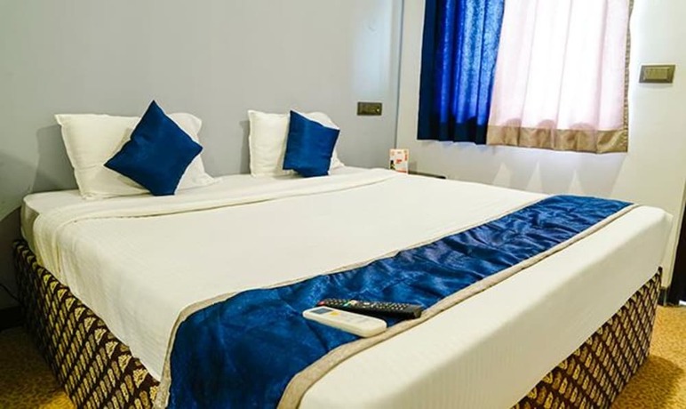 Imagen general del Hotel Fabexpress Paroza Suites. Foto 15