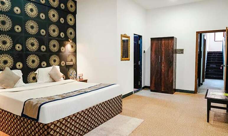 Imagen general del Hotel Fabexpress Paroza Suites. Foto 17