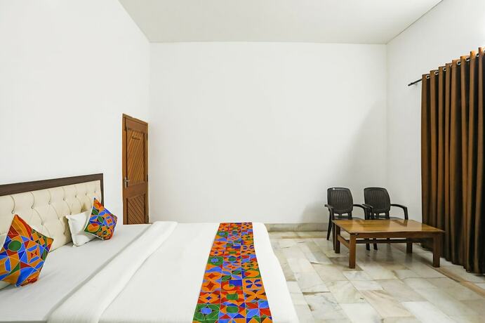 Imagen general del Hotel Fabexpress Prashansa Palace. Foto 3