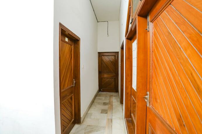 Imagen general del Hotel Fabexpress Prashansa Palace. Foto 4
