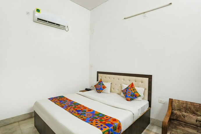 Imagen general del Hotel Fabexpress Prashansa Palace. Foto 18