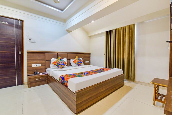 Imagen general del Hotel Fabexpress Radhe Residency. Foto 1
