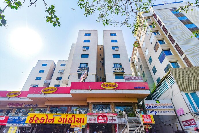 Imagen general del Hotel Fabexpress Radhe Residency. Foto 3
