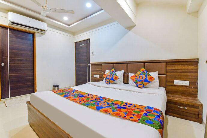 Imagen general del Hotel Fabexpress Radhe Residency. Foto 5