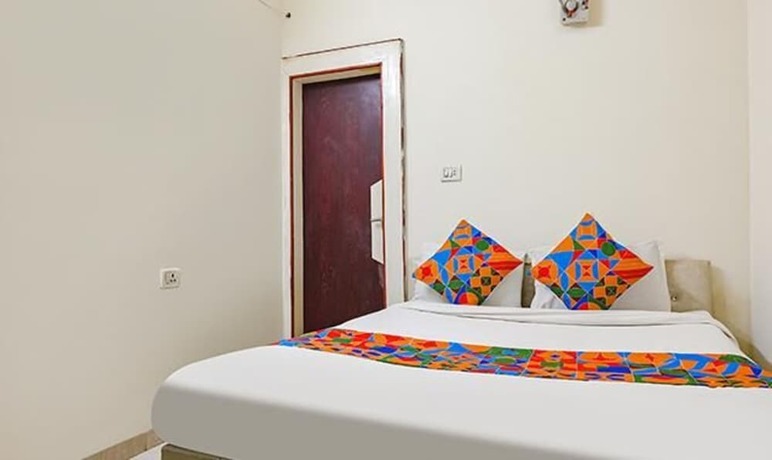 Imagen de la habitación del Hotel Fabexpress Rama Krishna. Foto 19