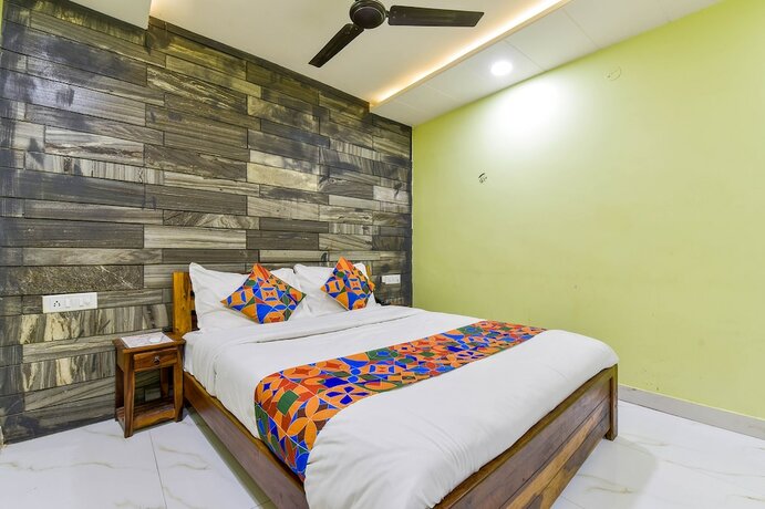 Imagen de la habitación del Hotel Fabexpress Rani Bagh. Foto 19