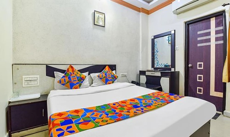 Imagen de la habitación del Hotel Fabexpress Relax Inn I, Udaipur. Foto 19