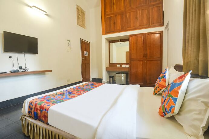 Imagen general del Hotel Fabexpress Royal Baga Residency. Foto 15