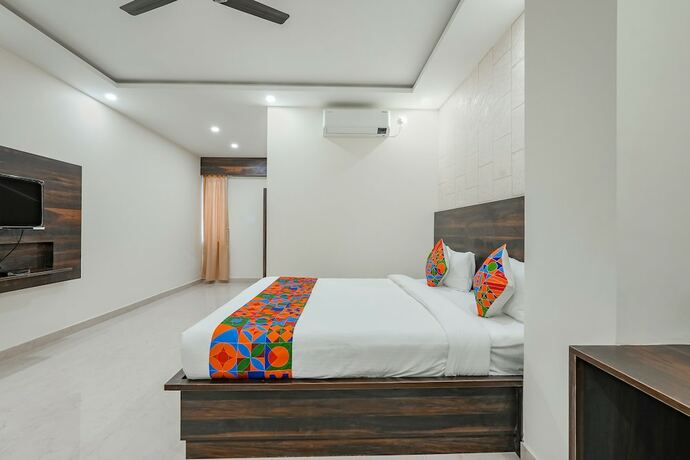 Imagen general del Hotel Fabexpress Royal Inn. Foto 9