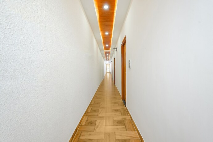 Imagen general del Hotel Fabexpress Royal Inn. Foto 12