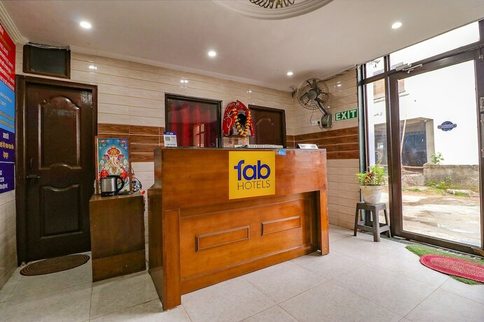 Imagen general del Hotel Fabexpress Royal Stays. Foto 7