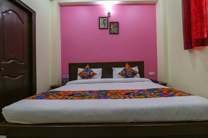 Imagen de la habitación del Hotel Fabexpress Royal Stays. Foto 20