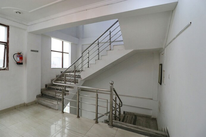 Imagen general del Hotel Fabexpress Royal Stays. Foto 12