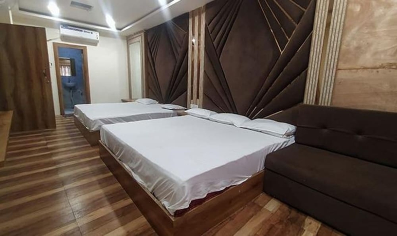 Imagen de la habitación del Hotel Fabexpress Rudraksh Palace. Foto 12