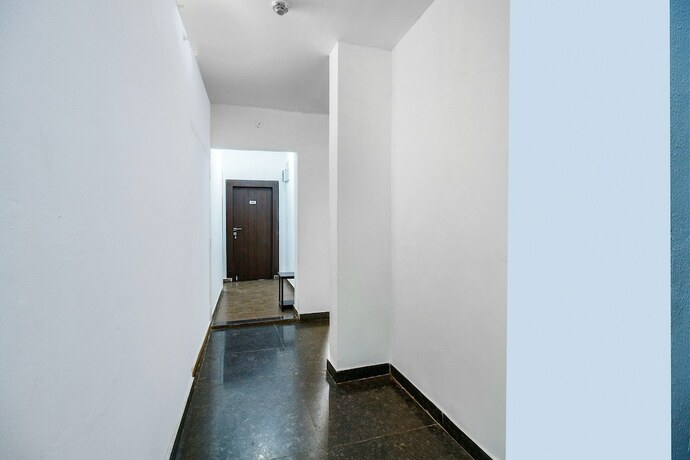 Imagen general del Hotel Fabexpress Saket Inn. Foto 7