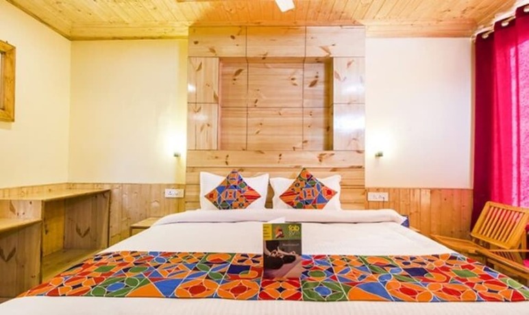Imagen de la habitación del Hotel Fabexpress Shami Inn. Foto 18