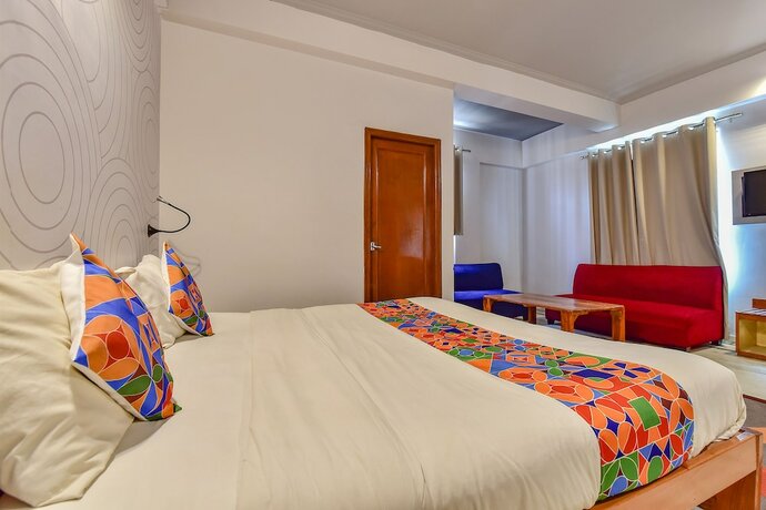 Imagen general del Hotel Fabexpress Shekhawati Palace. Foto 13