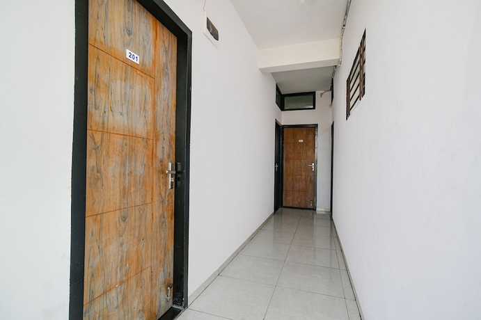 Imagen de los interiores del Hotel Fabexpress Shree. Foto 15